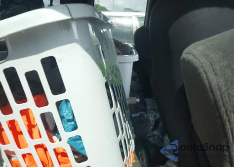 2005 Chevrolet Silverado 1500 Ls из США, поврежденный, VIN 2GCEC19V151175113